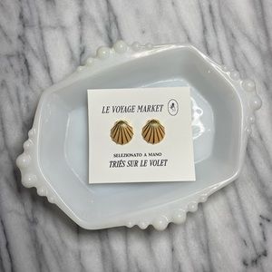 Vintage Monet Shell Earrings